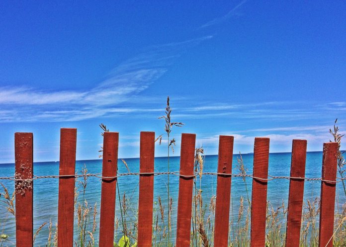 Beach fence top great lakes mobile home markets