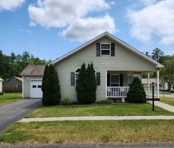 2011 Pine Grove Mobile Home For Sale 23 Mango Way Gansevoort, NY