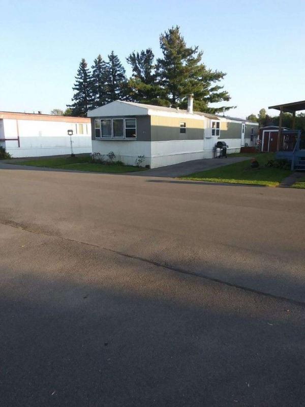 1985 Mobile Home For Sale 6035 So.transit Rd.lot 75 Lockport, NY